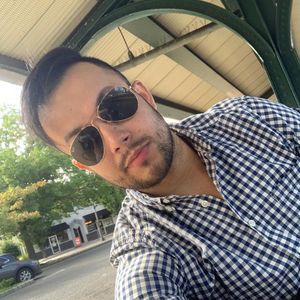 Meet your Posher, Raul